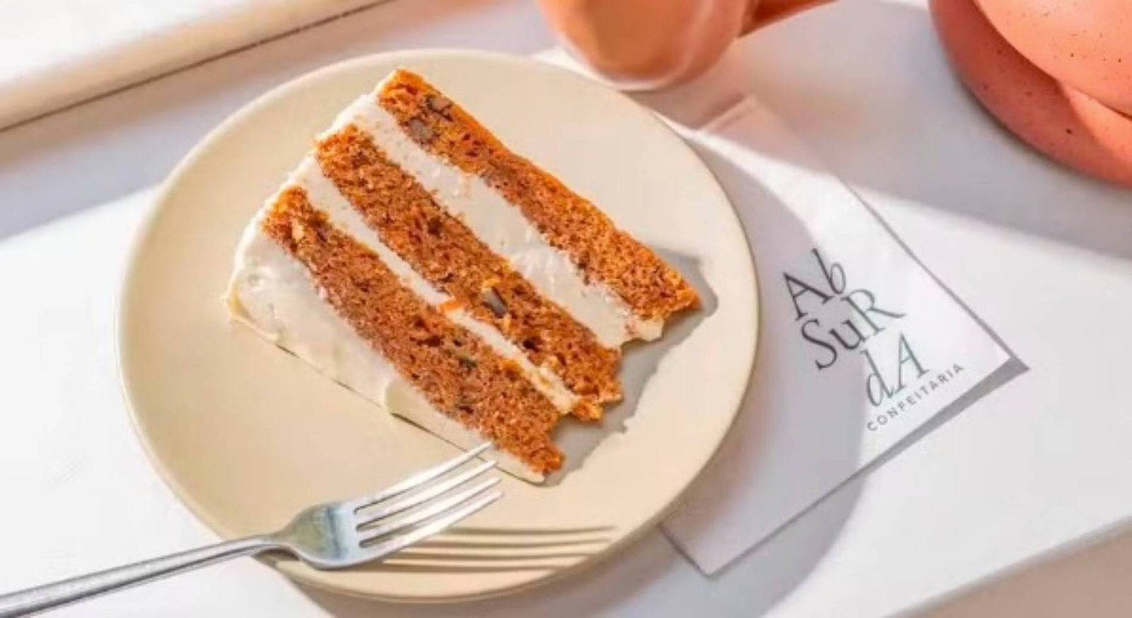 Carrot Cake: Bolo de Cenoura